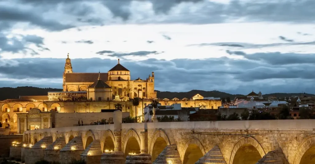 من مطار ملقا إلى قرطبة